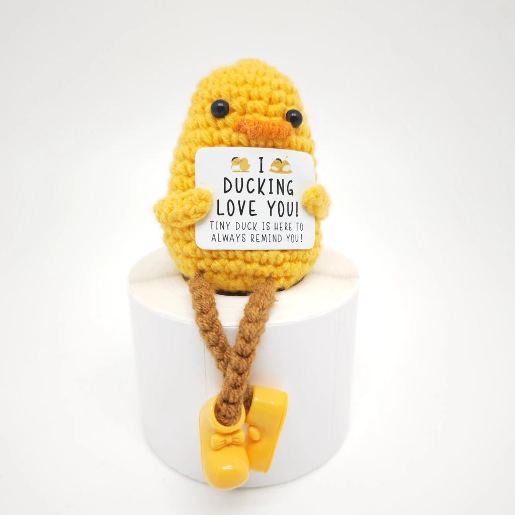 Cute Positive Energy Duck Positive Knitted Doll Crochet Emotional Support Duck Bookshelf Office Decor Gift