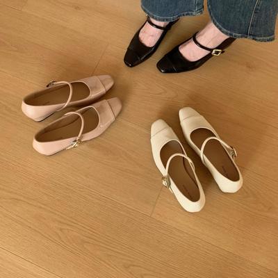 2025 Весна и Осень Французский Темперамент Клиновидный Каблук Туфли-лодочки Женские С Пряжкой На Ремне Комфортные Для Поездок На Работу Вечерние Ветер Квадратный Носок М