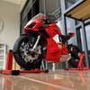 Spray 1/6 Ducati V4S Racing Motorcycle Alloy Diecast Model Car Trendy Indoor Furniture Toys Ornaments Collection Hobbies Holiday