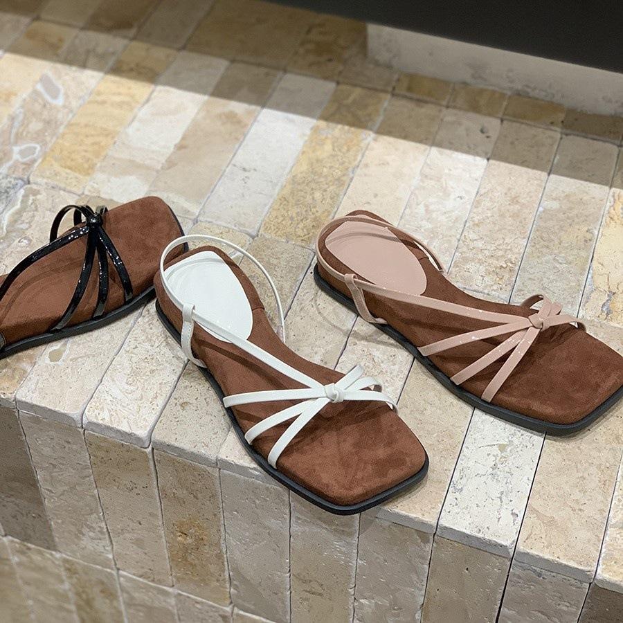 French wedge heel retro temperament sandals women's 2025 summer wear new naked pink with skirt niche thin strap Roman shoes