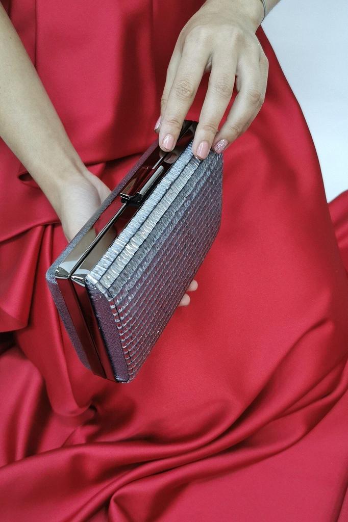 Женская стильная и полезная сумка для вечернего платья Женская вечерняя сумка с цепочкой из платинового стекла и камнями