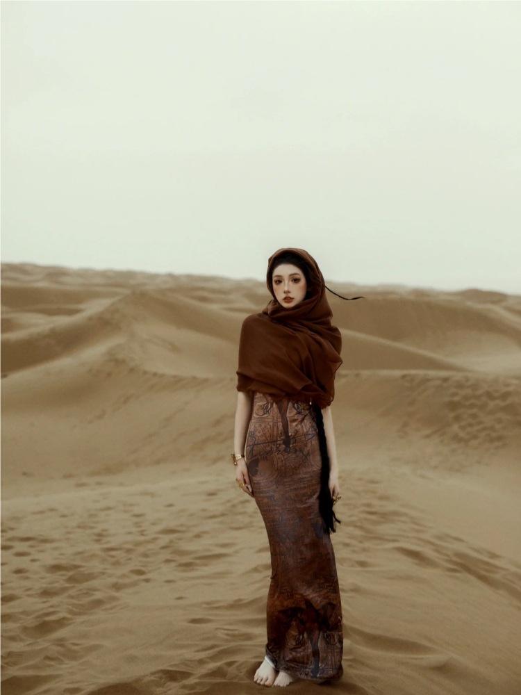 Wasteland Desert Travel Cotton-Linen Scarf: Women's Silk Sunscreen Shawl & Headscarf