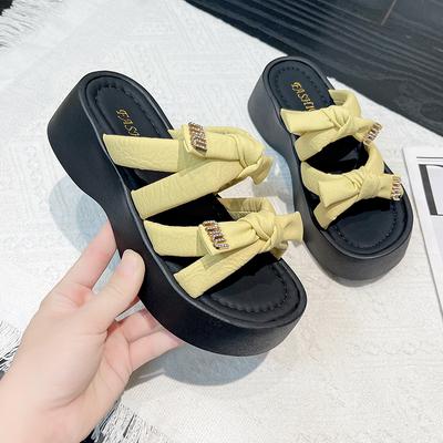 Женская обувь – Сандалии