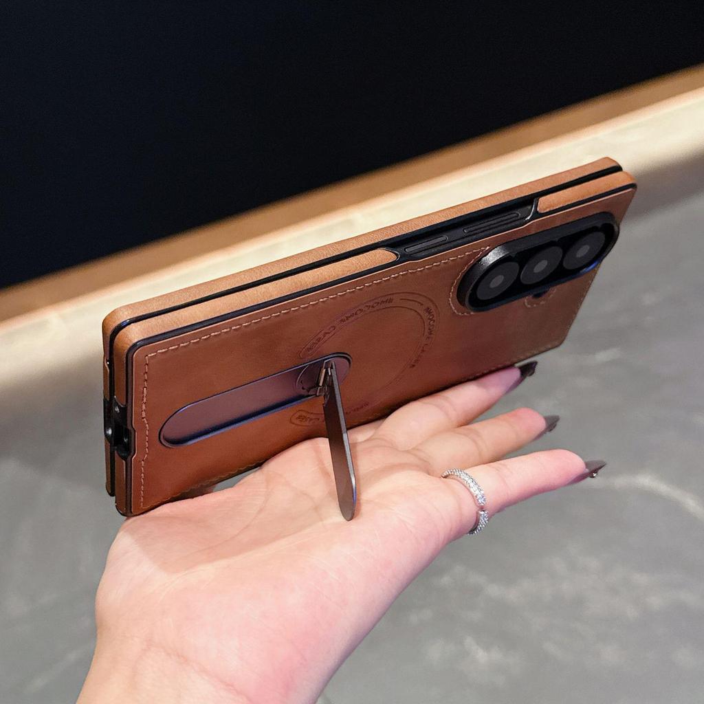 Чехол-книжка Samsung Z Fold7 с вращающейся на 360° подставкой и магнитной беспроводной зарядкой