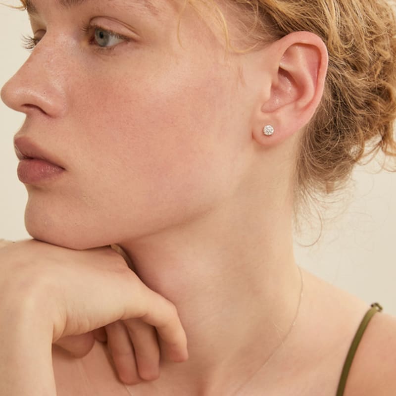 Серьги LUNNE из 14-каратного золота с круглым бриллиантом 0,5 карата муассанитом (14-каратное золото) #MOE01
