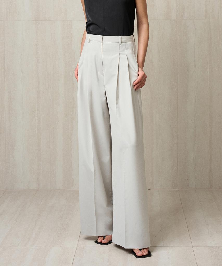 RE RHEE Pleated Wide Trousers Ecru