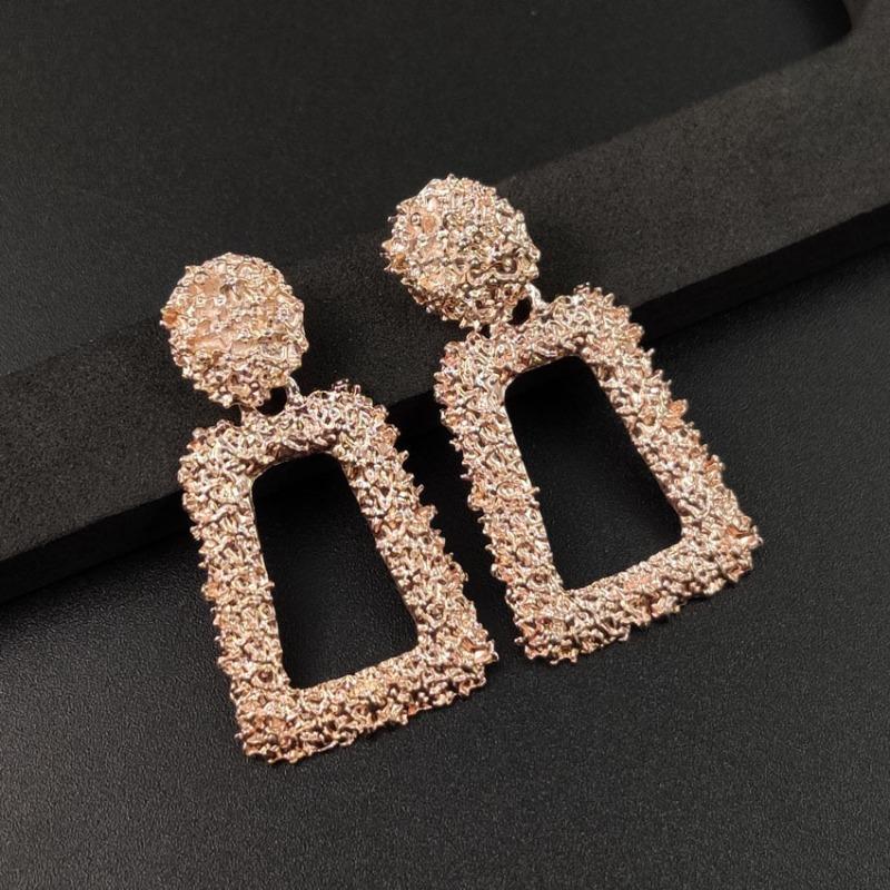 Геометрические Преувеличенные Трапециевидные Серьги из Сплава Ретро Рельефные Гальванизированные Серьги Креативная Мода Женские Украшения Серьги