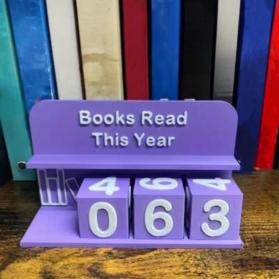 Трекер прочитанных книг в этом году Счетчик прочитанных книг Украшение Дисплей цели чтения Знак для записи чисел Украшение полки/стола Подарок для книголюбов