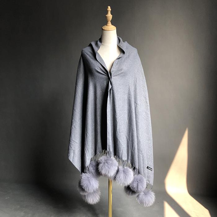 Factory Direct  Pashmina Shawl Women Cashmere Scarf Shawl With Fox Fur Pompoms