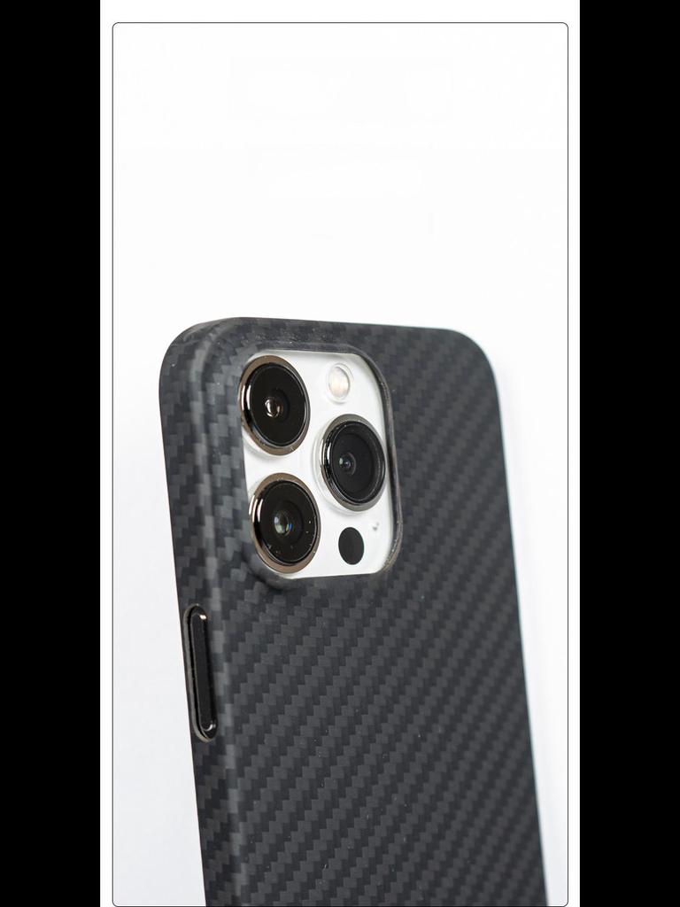 Чехол для iPhone 12/13/14/15 Pro Max из кевларового арамидного волокна — дизайн Crater All-Inclusive