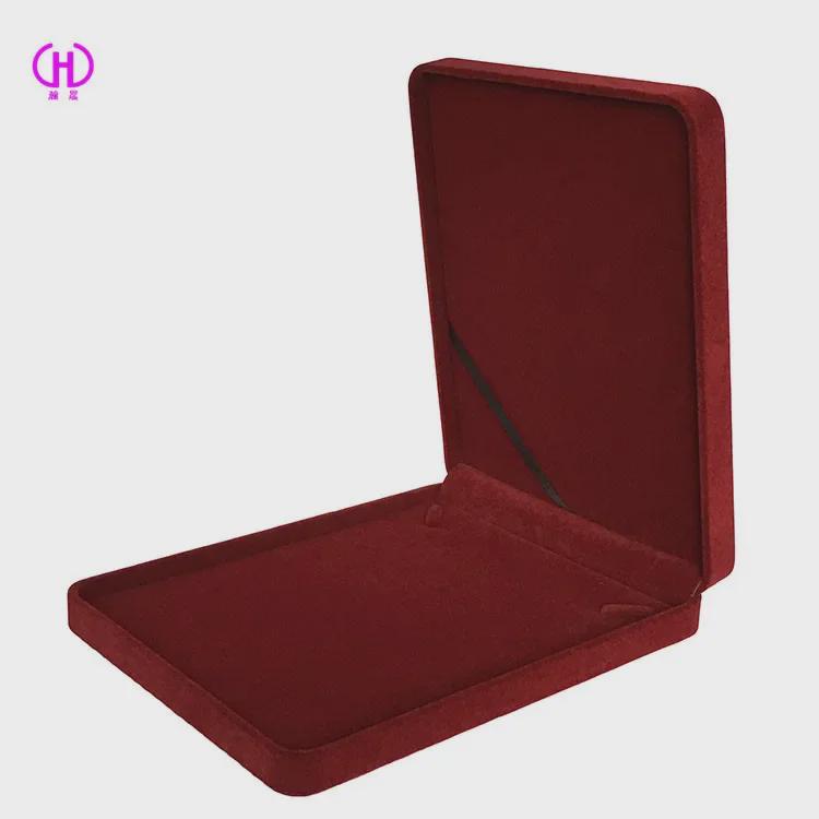 Подарочная коробка для ожерелья из фланели в европейском стиле для длинных ювелирных изделий из жемчуга