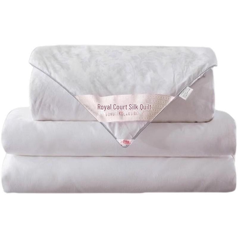 Mulberry Silk Quilt: All-Season Comforter for Spring, Summer, and Winter - Lightweight, Cool, and Thick Options for Air Conditioning and Student Use