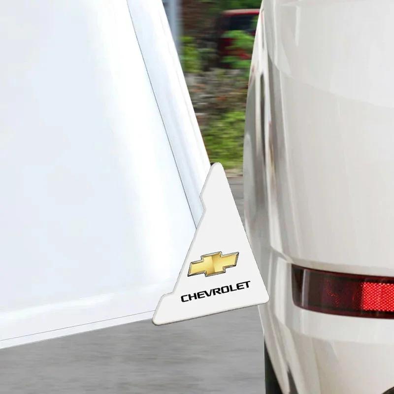 Наклейки-наклейки для защиты углов дверей автомобиля Логотип Chevrolet Cruze Malibu Cavalier Monza Sail Trax Equinox Captiva Lacetti Orlando