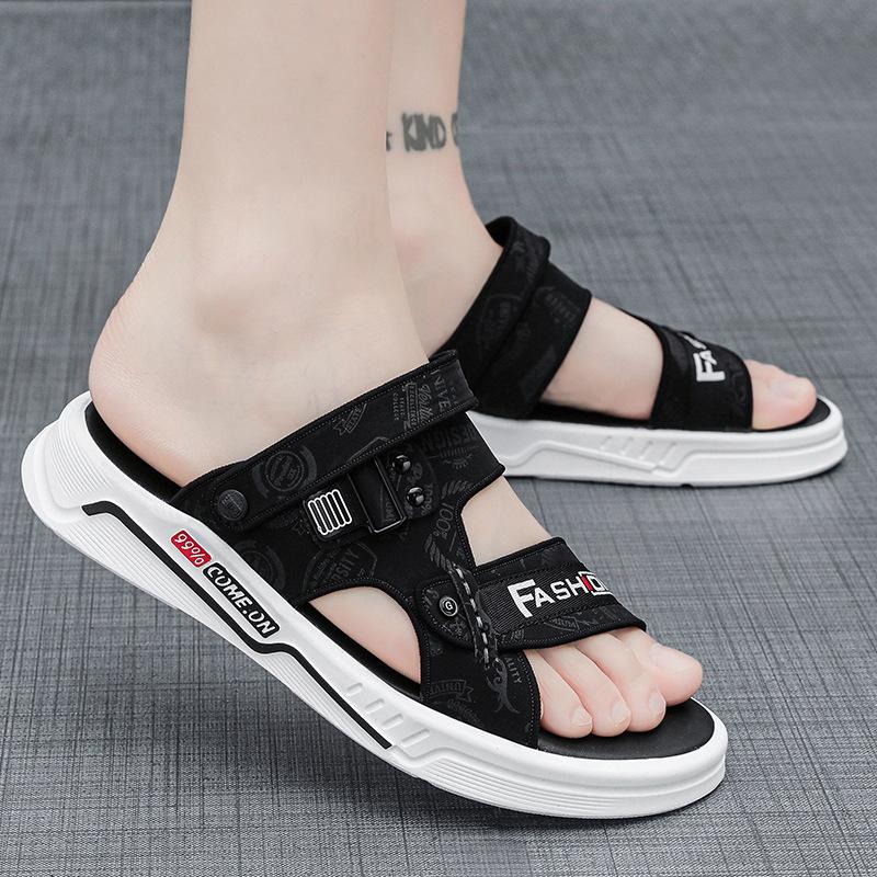 Летний тренд 2025 года: корейская версия тапочек для ходьбы по дерьму, пляжные мужские тапочки двойного назначения для спорта и вождения, крутые тапочки