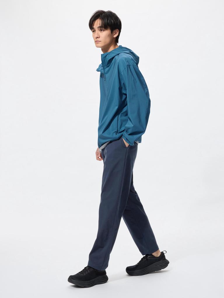 Uniqlo Брюки ультра-эластичные Active Tapered, длина штанины 65-71 см 