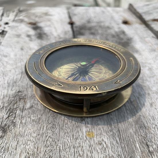 2 In 1 Brass Compass With Magnifying Glass, Handmade Brass Compass with Unique Design, Antique Brass Compass for Trekking and Gift