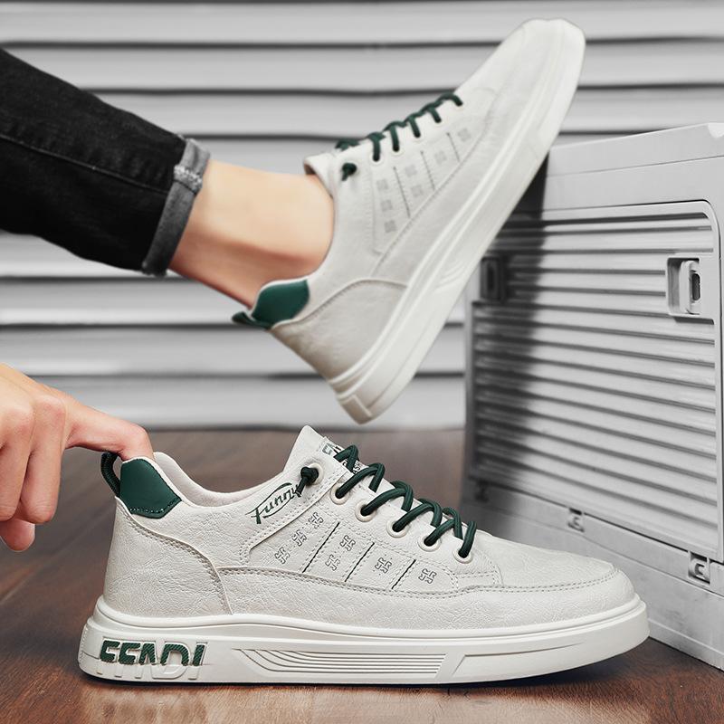 Мужская обувь осень 2025 новая студенческая спортивная универсальная обувь для скейтборда повседневная одинарная обувь мужская на мягкой подошве белая трендовая обувь