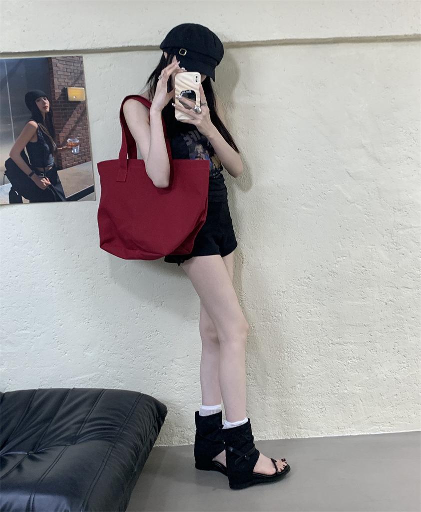 Лето 2025 новые шлепанцы крутые ботинки женские ретро западные ковбойские сапоги сапоги для брюк римские крутые ботинки ботинки на платформе