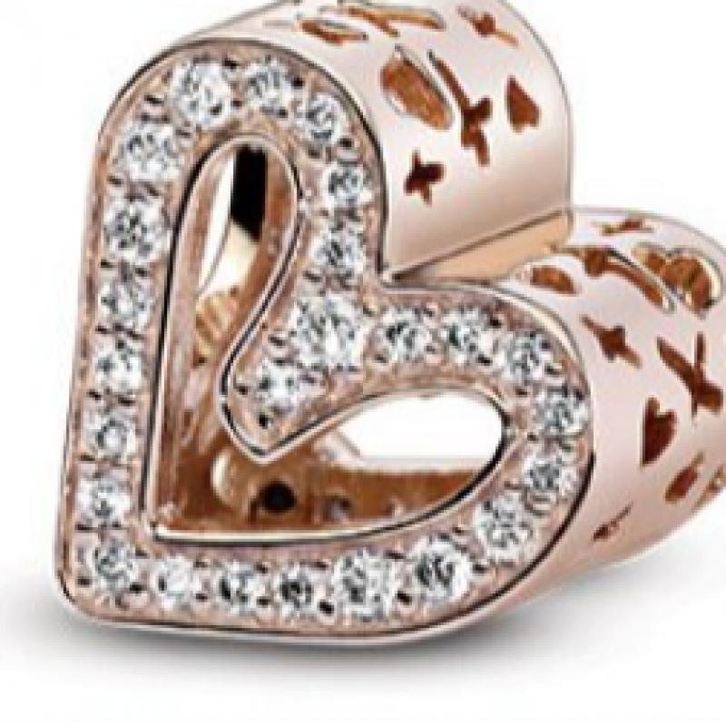 Pandora Sparkling Freehand Heart Charm  788692c01