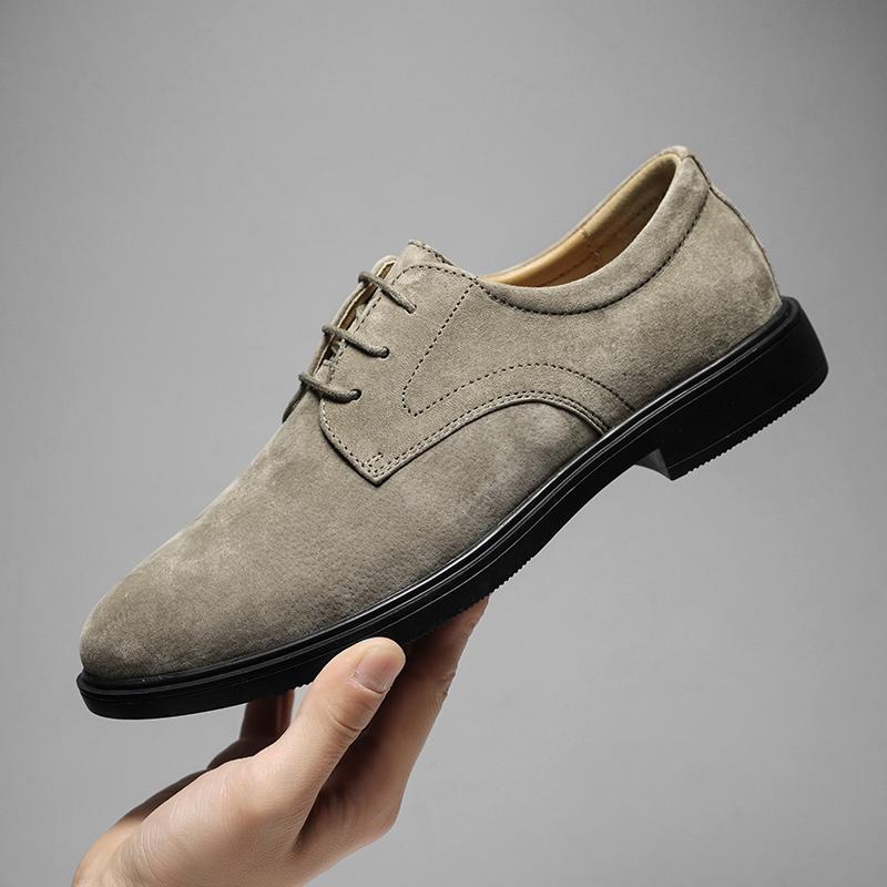 Замшевые кожаные туфли-оксфорды для мужчин, деловая обувь на шнуровке, универсальная повседневная обувь для офиса, новые туфли для выхода на улицу, кроссовки
