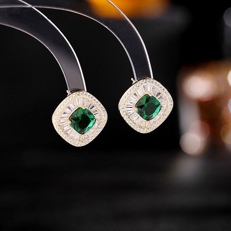 Женские серьги с элегантным геометрическим квадратным цирконом в стиле легкой роскоши, модные и универсальные серьги нишевого дизайна