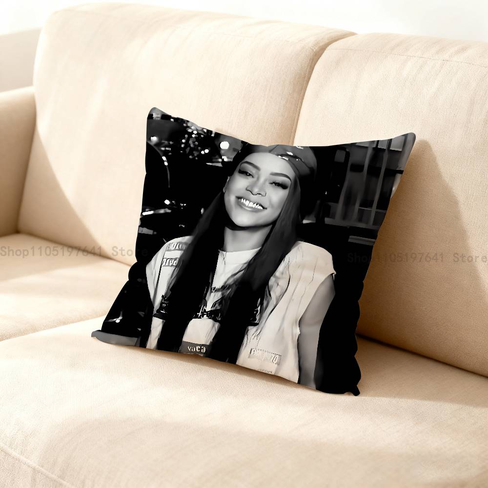 Singer R-Rihanna-Es Pillow Case For Sofa Decor Car Office Room Printing Cushion Cover Decorations And Protector