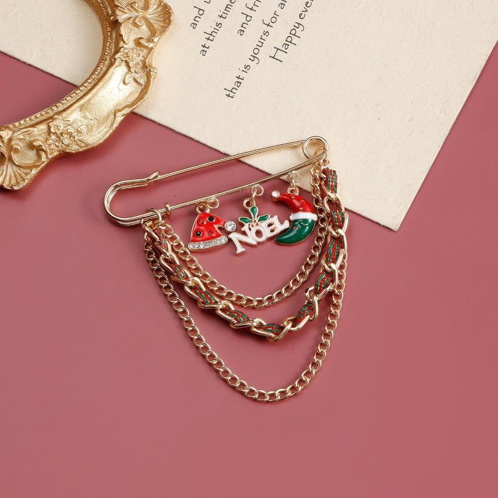 Snowflakes Christmas Brooch Snowman Enamel Badge Fashion Waistband Pin Bag Decoration