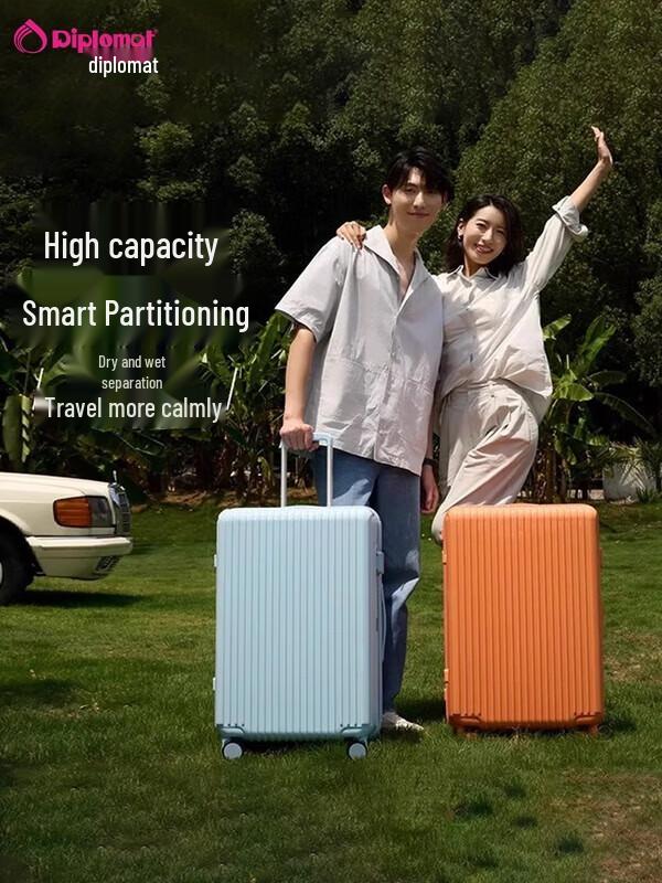 Diplomat TC-928 Series Lightweight Hardside Luggage