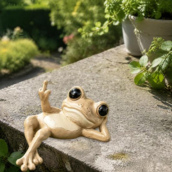 Garden Statue for Patio Funny Lounge Frog Resin Figurine, Whimsical Lazy Statue, Novelty Stress Relief Gift Desk Ornament Office Bedroom Balcony