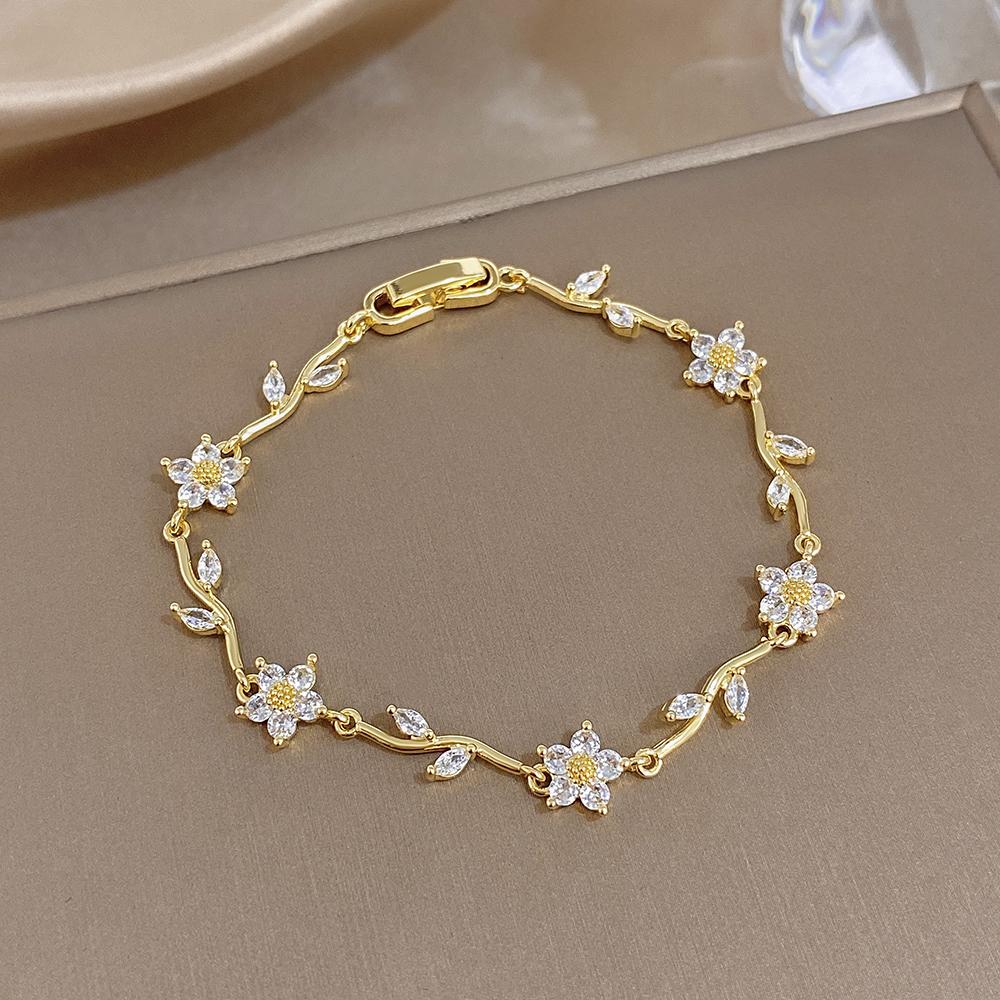 Exquisite Stackable Stainless Steel Bracelets for Women Elegant Shiny Rhinestone Leaves Flower Charm Bracelet Lady Jewelry Gift