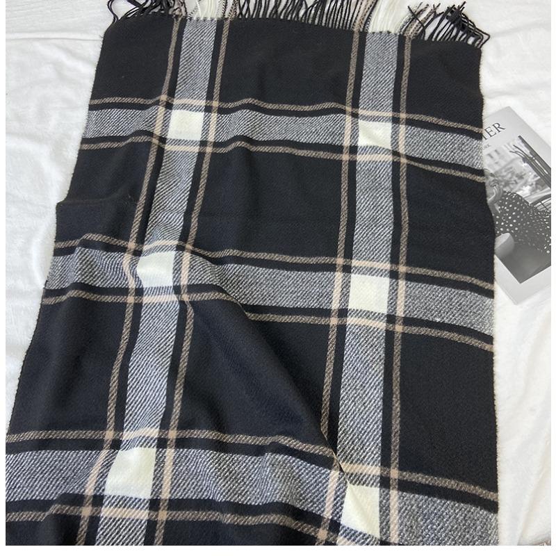 Vintage Striped Light Green Beige Winter Warmth Windproof Scarf for Men and Women, Dry Clean Only, Tassel Edges, Soft Texture, Outdoor Cozy