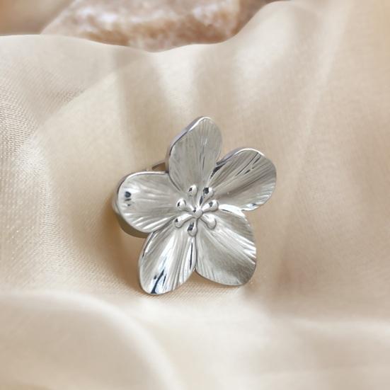 Кольцо с цветком, регулируемое, полированное, металлическое, сплошного цвета, гладкое, преувеличенного стиля, лепестковое, женское, для выпускного бала, подарок на день рождения, праздничный подарок, ювелирные изделия