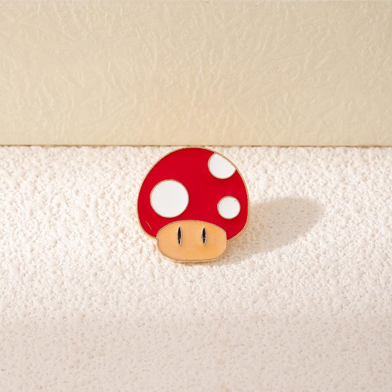 Super Mario Mushroom Brooch Cartoon Game Merchandise Badge Creative Personality Pin Creative Medal