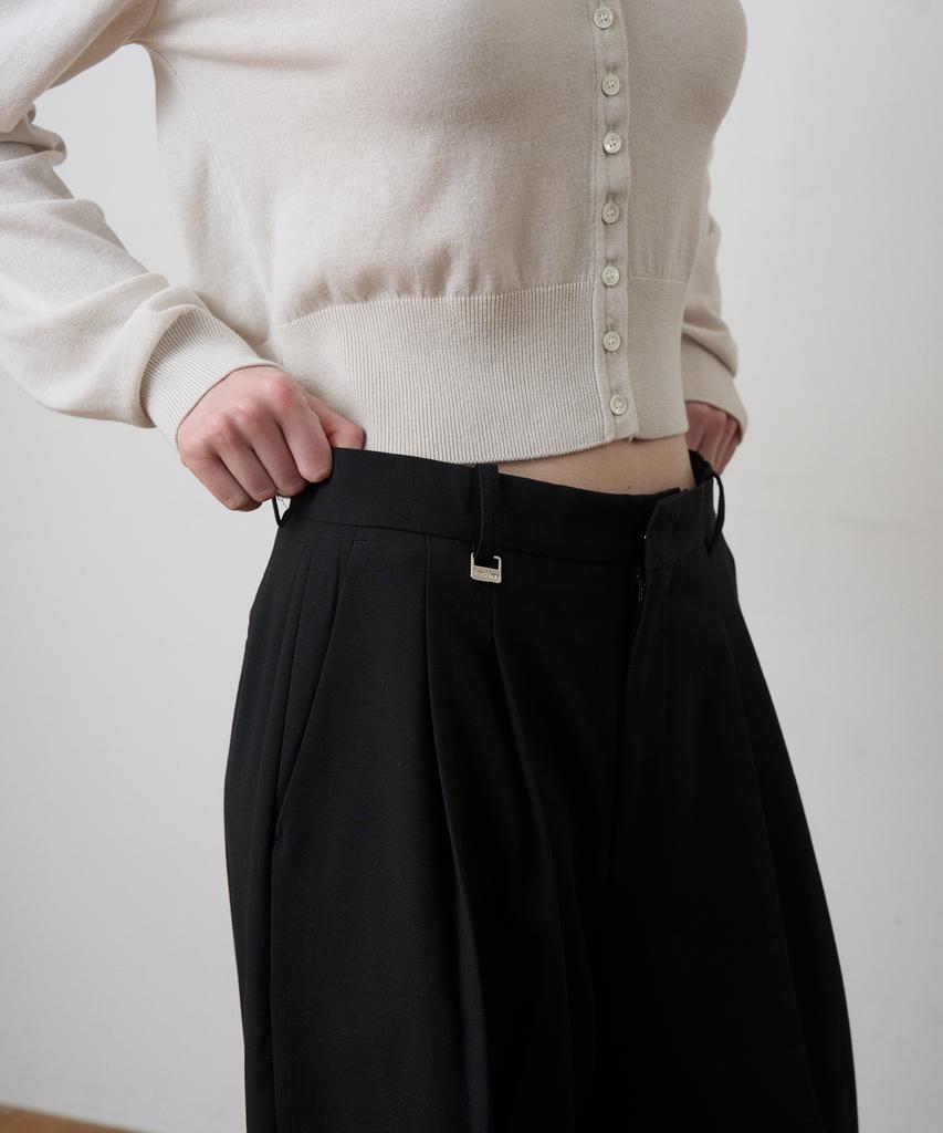 FROMWHERE Signature Wide Pintuck Trousers Black