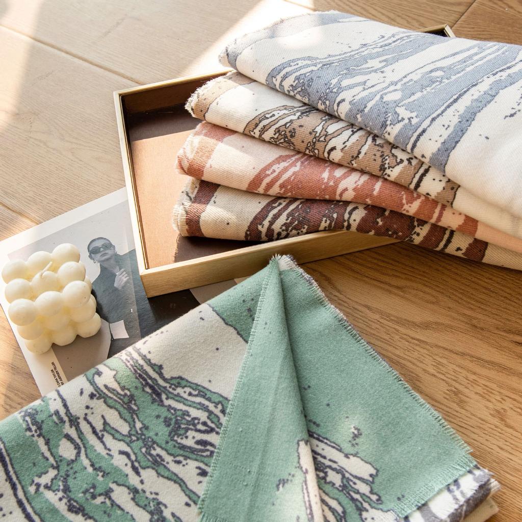 Fresh and Sweet Vertical Pattern Marble Scarf Is Launched for Autumn and Winter Elegant Warm Shawl Imitation Cashmere Scarf for Women