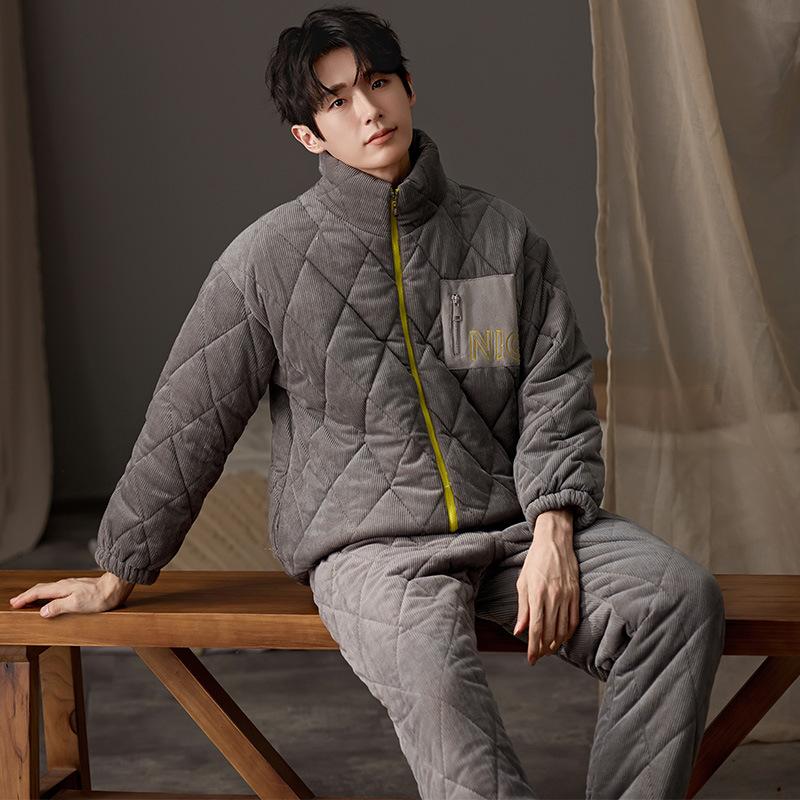 2 Pcs/Set Men Pajamas Set Round Neck Thick Sleepwear Set Loose Elastic Waist Warm Male Homecoat Set Men Homewear Top Pants Sets
