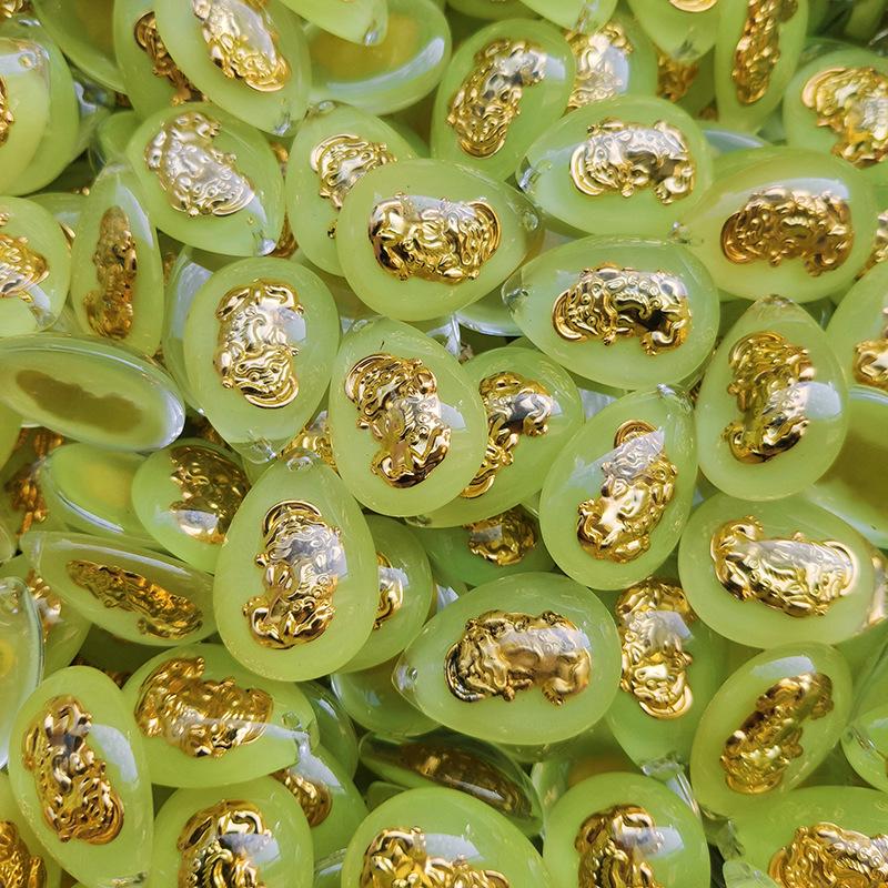 Светящаяся подвеска в виде капли воды с золотой статуей Будды Гуаньинь - невыцветающее ожерелье