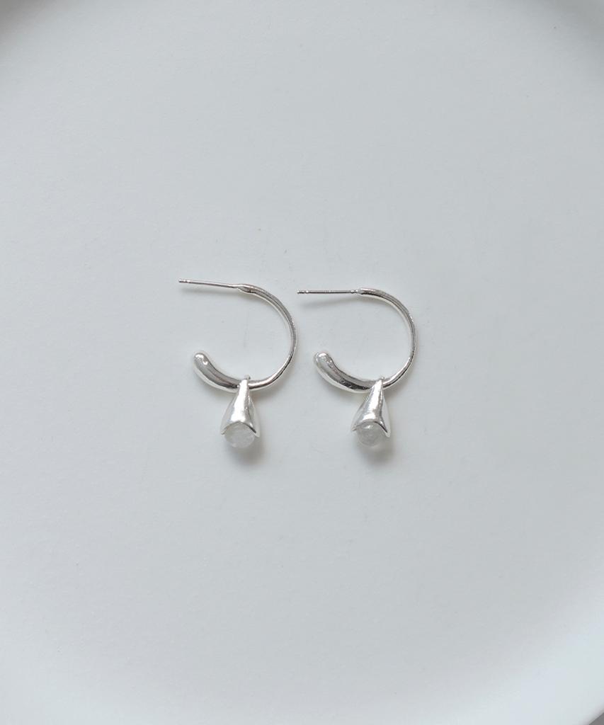 Reindeer Grotto Earring 07