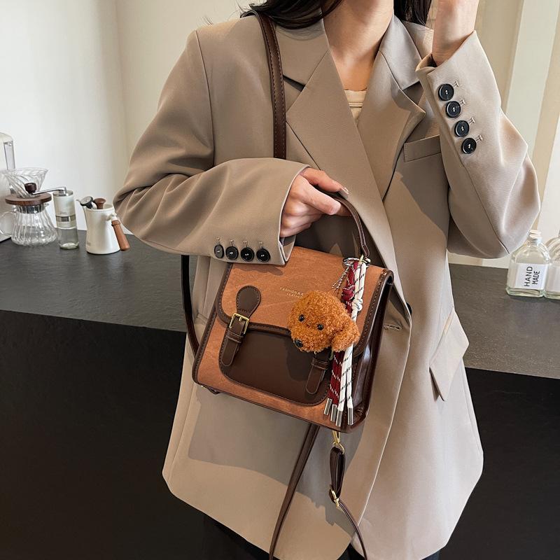 Retro Fashion Matte Contrasting Backpack Women's 2025 New Trend Versatile Handbag Commuter Casual Women's Bag