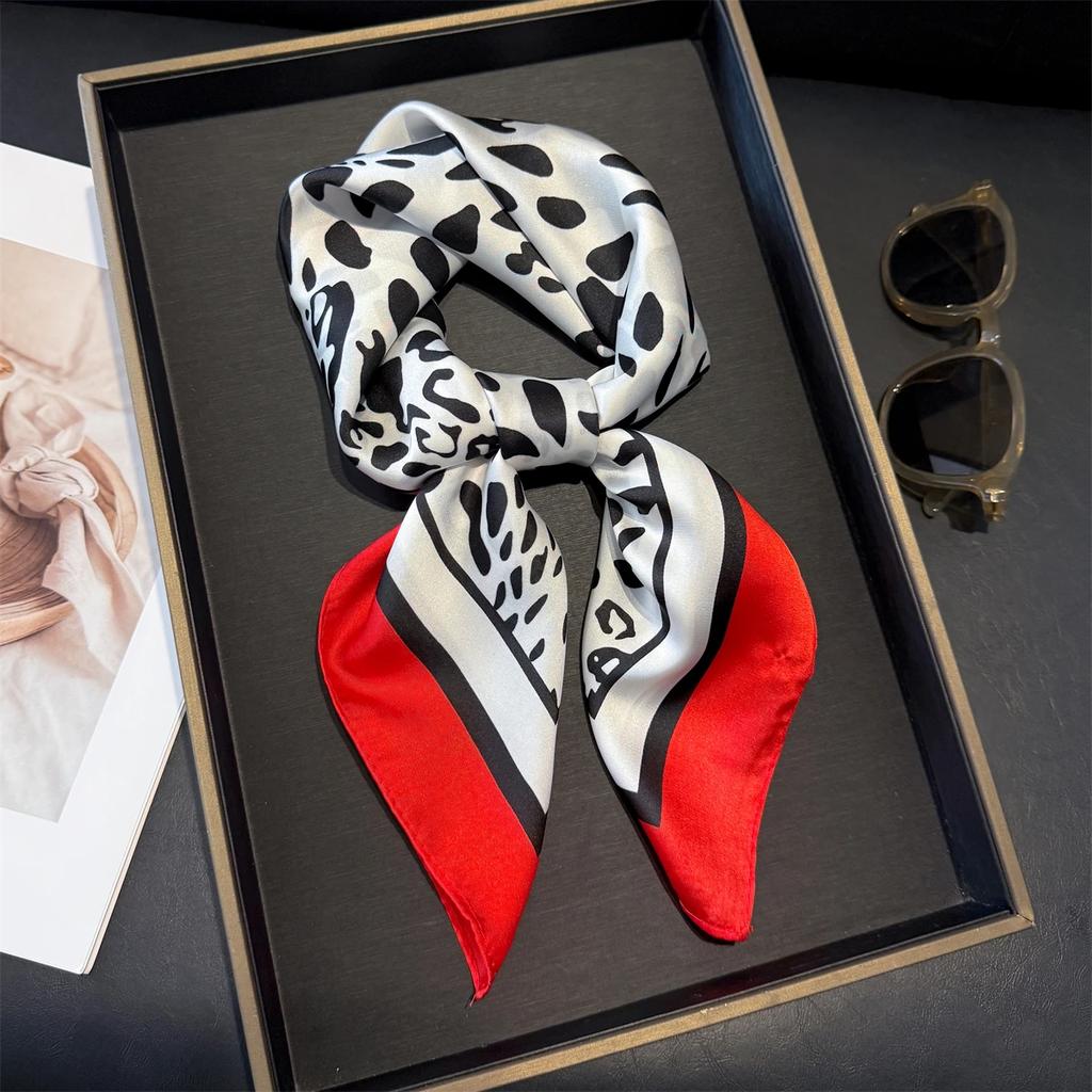 70 см розовый цветочный шелковый шарф для женщин, искусственный шелк, свежий и элегантный универсальный головной убор, одежда, сумки и квадратный шарф