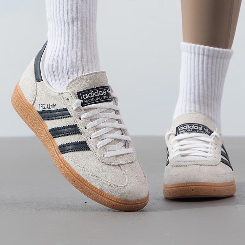adidas Женская повседневная спортивная обувь IF6562