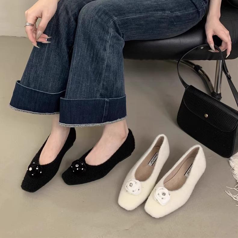 Французские бархатные туфли-лодочки женские 2025 осень и зима новая французская фея пушистые туфли женские носить на плоской подошве Мэри Джейн хлопковые туфли
