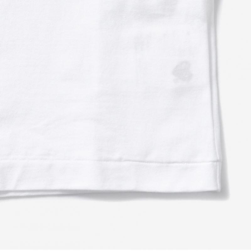 Comme Des Gar Ons Play Футболка с длинным рукавом с нашивкой в виде красного сердца Ax T118 051