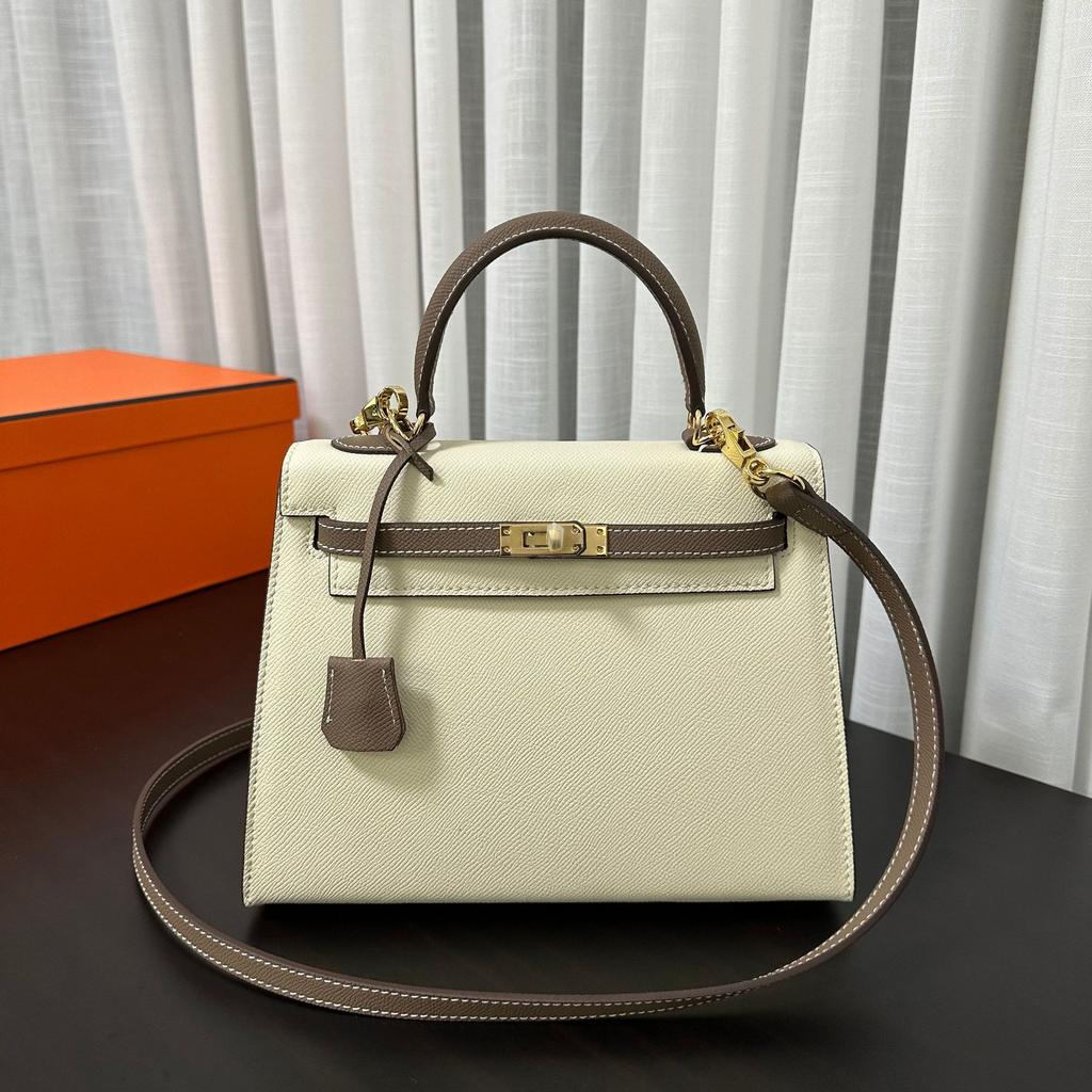 Cross Border Women's Bag New Palm Print Leather Bag Hand-held Single Shoulder Crossbody Women's Bag Large Capacity