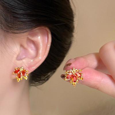 Женские модные и универсальные серьги