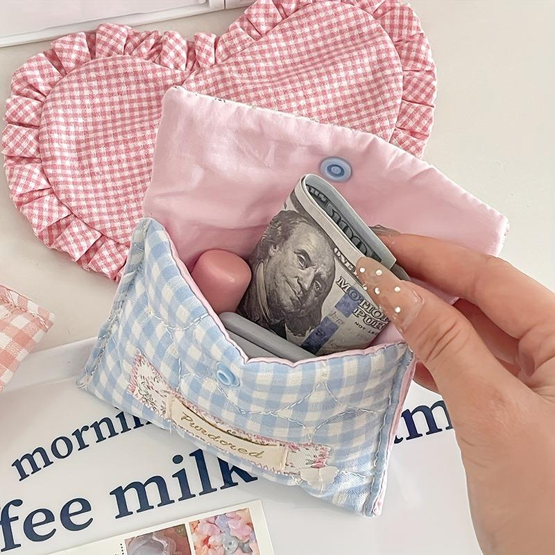 Женские косметички с клапаном в цветочную клетку, ретро-цветочный принт, для студенток, гигиеническая сумка, портативная для улицы, женский клатч-кошелек для хранения
