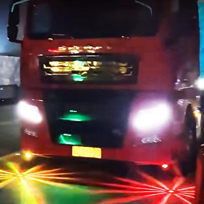 24 В светодиодный мигающий задний фонарь для шасси, противотуманные предупреждающие огни стояночного тормоза для автомобиля, мотоцикла, 12-24 В, универсальный