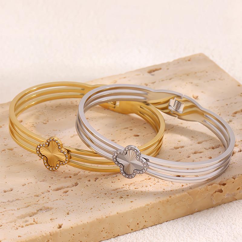 New Titanium Steel Four-leaf Clover Women's High-end Open Bracelet