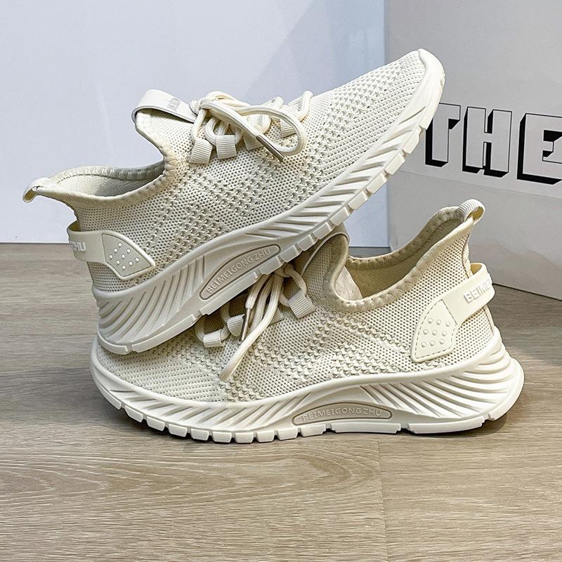 Женские кроссовки из летучей тканой сетки, новые весенние, летние и осенние, дышащие и универсальные, повседневные и легкие, с мягкой подошвой для бега