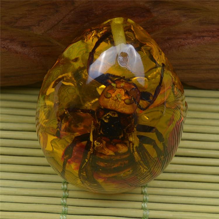 Янтарная бабочка, насекомое, каменный кулон, ожерелье, ручная полировка, подарок